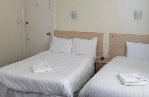 Barbican Cama Y Desayuno | Lockyer House B&B