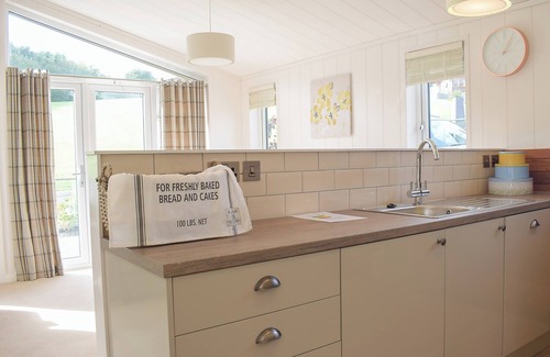 Billingsley Cabaña | 2 bedroom accommodation in Stottesdont, near Bridgnorth