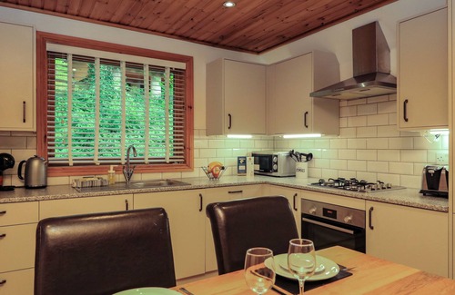 Liverton Cabaña | Lodge 58 - Oak Tree Lodge