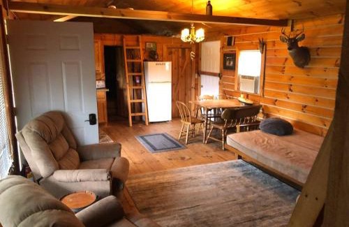 Chandlersville Casa | Lodge 65AC Zanesville Muskingum AEP WIFI CELL SVC