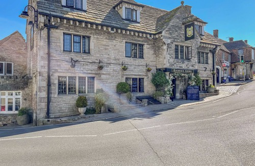 Corfe Castle Cabaña | LODGE 7, family friendly, luxury holiday cottage in Corfe Castle