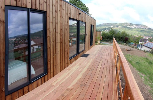 Vic-le-Comte Apartamento | Brennus-Lodge-Baño con bañera-Vista al campo