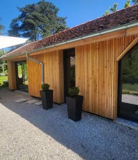 Villeneuve-sous-Pymont Casa | Lodge du Château de Feschaux