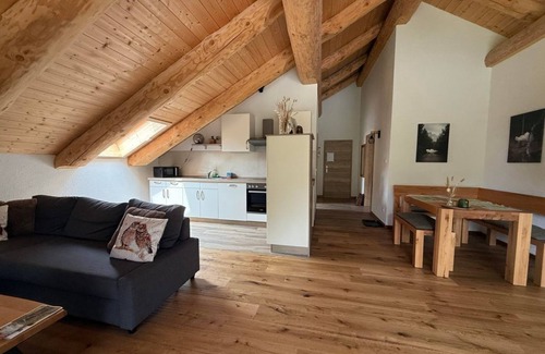 Neuhutten Apartamento | Lodge "Eule" 2 bedrooms and 1 living room - Waldzeit Café and Lodge