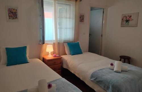 Almograve Casa | Lodge & Hike Almograve