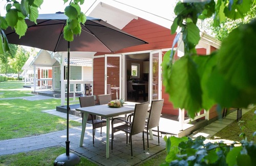 Oirschot Chalet De Esquí | Lodge en Brabante con terraza cubierta