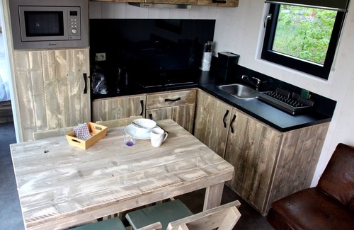 Vic-le-Comte Apartamento | Luern-Lodge-Baño con bañera-Vista a la Montana