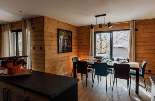 Le Chambon-sur-Lignon Casa | Lodge luxe au golf avec bain à remous, piscine, salles de sport et bien-être, jeux pour tous âges - FR-1-582-371