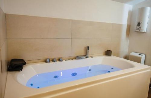 Heringhausen Chalet De Esquí | Lodge mit Sauna & Seeblick für Naturliebhaber