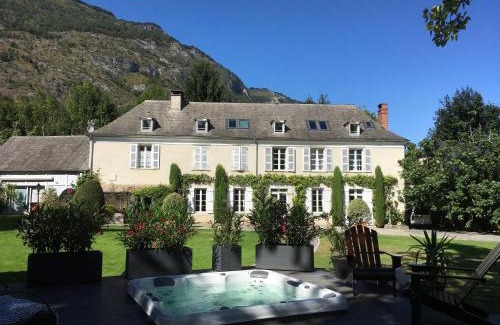 Ayzac-Ost Casa | Lodge ou Gîte de caractére avec jaccuzi spa piscine