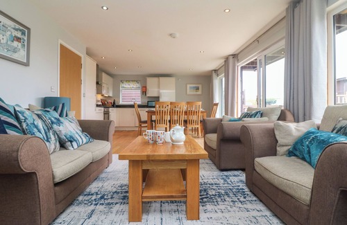 Winnard's Perch Cabaña | LODGE SIXTY SEIS, admite mascotas en St Columb Major, Ref 999135