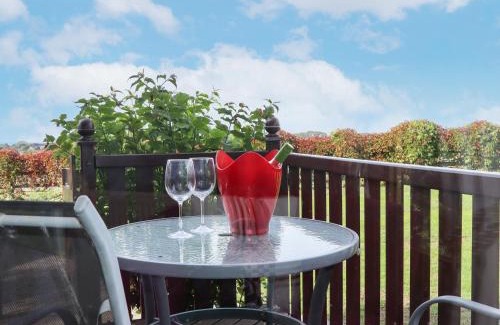 Faversham Casa | Lodge Two, Country View Park