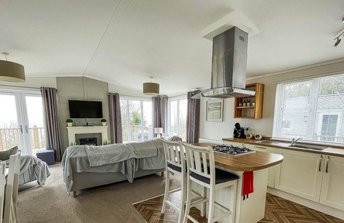 Corton Cabina | Lodge with decking and sea views at Azure Seas Park in Suffolk ref 32212OG