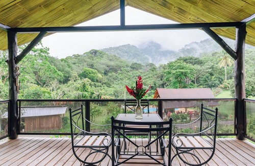 Parrita Casa | Lodge with Private 40ha Jungle Reserve