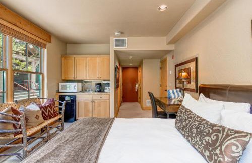 Deer Valley Hotel | Lodges at Deer Valley - #2220