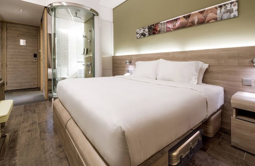 Mong Kok Hotel | Lodgewood by Nina Hospitality丨Mong Kok
