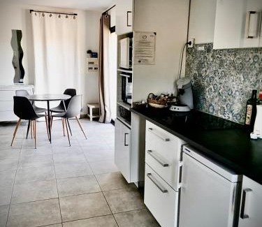 Saint-Jean-de-Fos Apartamento | Lodging Climatisé Au Milieu des Vignes
