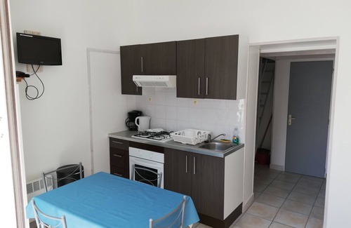Rivedoux-Plage Cabaña | ALOJAMIENTO PARA 4 PERSONAS, 2 DORMITORIOS, PATIO PRIVADO, PISCINA CLIMATIZADA, APARCAMIENTO PRIVADO
