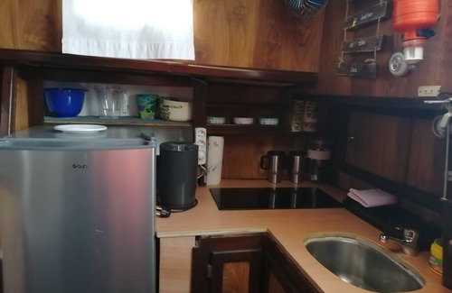 Le Barcares Alquiler De Eote | Loemzi, Une Aventure Hors du Commun a Bord d une Goélette Aménagée Avec Soin. n