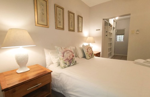 Hoedspruit Casa | Loerie Guesthouse