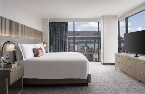 Arlington Hotel | Loews Arlington