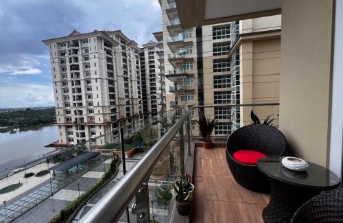 Kuching Apartamento | LoFF Suite River View 2 Bedroom at Kuching Riverine Resort