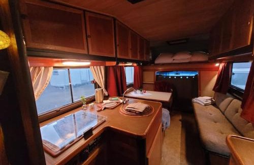 Svolvaer Otro | Lofoten Backyard, YOUTH Vw-ostel, Clou Grand Suitte