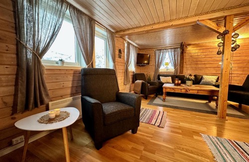 Vestvagøy Casa | Lofoten Troll Point
