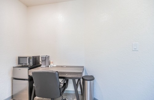 Walsenburg Apartamento | Loft # 1 Privado Dormitorio Queen, 1 baño en suite.