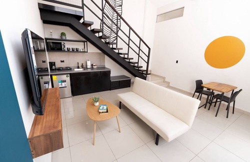 Antiguo Cuscatlan Apartamento | Loft #1, refugio urbano con toque industrial