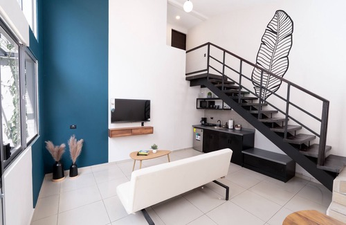 Antiguo Cuscatlan Apartamento | Loft #1, refugio urbano con toque industrial