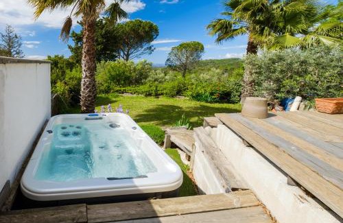Les Adrets-de-l'Esterel Apartamento | Loft 50m² Au Calme Avec Vue