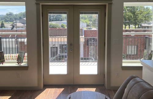 Oneonta Apartamento | Loft apartment in entertainment district of town for the family!