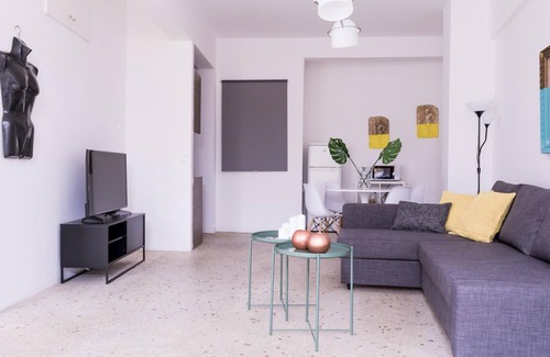 Monastiraki Apartamento | Loft at Historical Center of Athens w Acropolis View