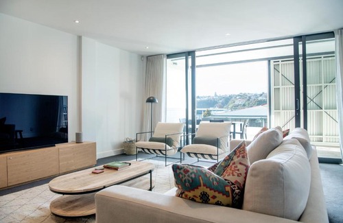 Ahuriri Apartamento | Loft at Shed 5 - Ahuriri Holiday Apartment
