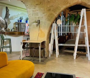 Beziers City Centre Apartamento | Loft Atypique - Climatisé - Hyper centre - Calme - Petite terrasse
