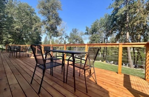 Fruitdale Cabina | Loft Cabin 4 - Rogue River Resort