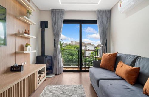 Quinta da Serra Apartamento | Loft Canela 1 dorm Centro by Achei
