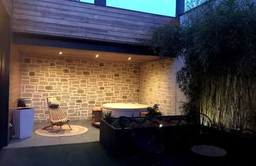 Montjuzet Casa | Loft Climatisé Sauna Jacuzzi Home Cinéma Avec Espace Extérieur
