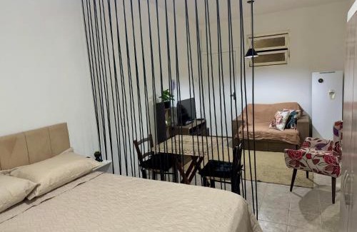 Xangri-La Apartamento | Loft com sacada de frente