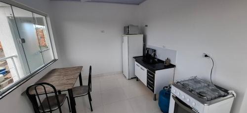 Jardim Rafael Casa | Loft Cs.2 a 30m da Praia. Wi-Fi, TV, Ar Cond.