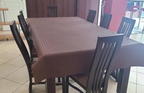 Saint-Marc Apartamento | Loft de 130 m2 avec spa et billard au cœur de BREST