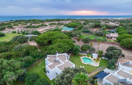 Zahora Casa | Loft de DISEÑO con piscina cerca de la playa