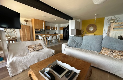 Mediterranee Apartamento | Loft de Standing Face à la Mer-traversant-vue 360° à Canet en Roussillon