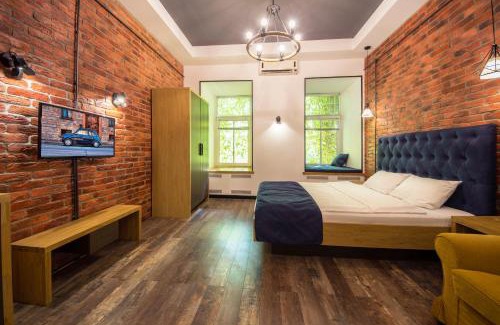 Verkhnie Misto Apartamento | Loft Design Apartments on Desyatynnyi Ln, 7