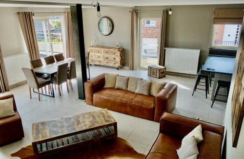 Maisieres Apartamento | Loft en Duplex avec terrasse 3 chambres proche Pairi Daiza