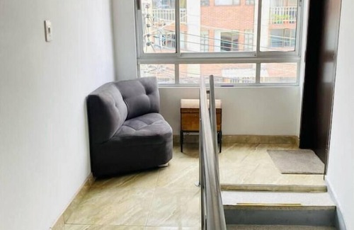 Campin Apartamento | LOFT encantador, muy cómodo, la lado del MovistarA
