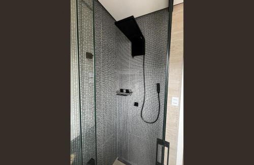 Gonzaga Apartamento | Loft Executivo Moderno com Garagem - Coração do Gonzaga