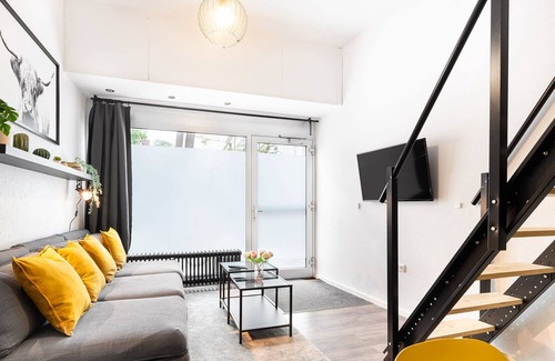 Neuhausen Apartamento | Loft flair near Rotkreuzplatz