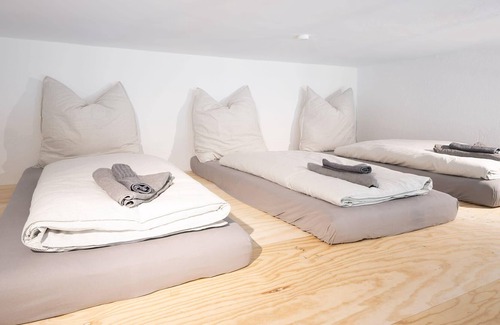 Neuhausen Apartamento | Loft flair near Rotkreuzplatz